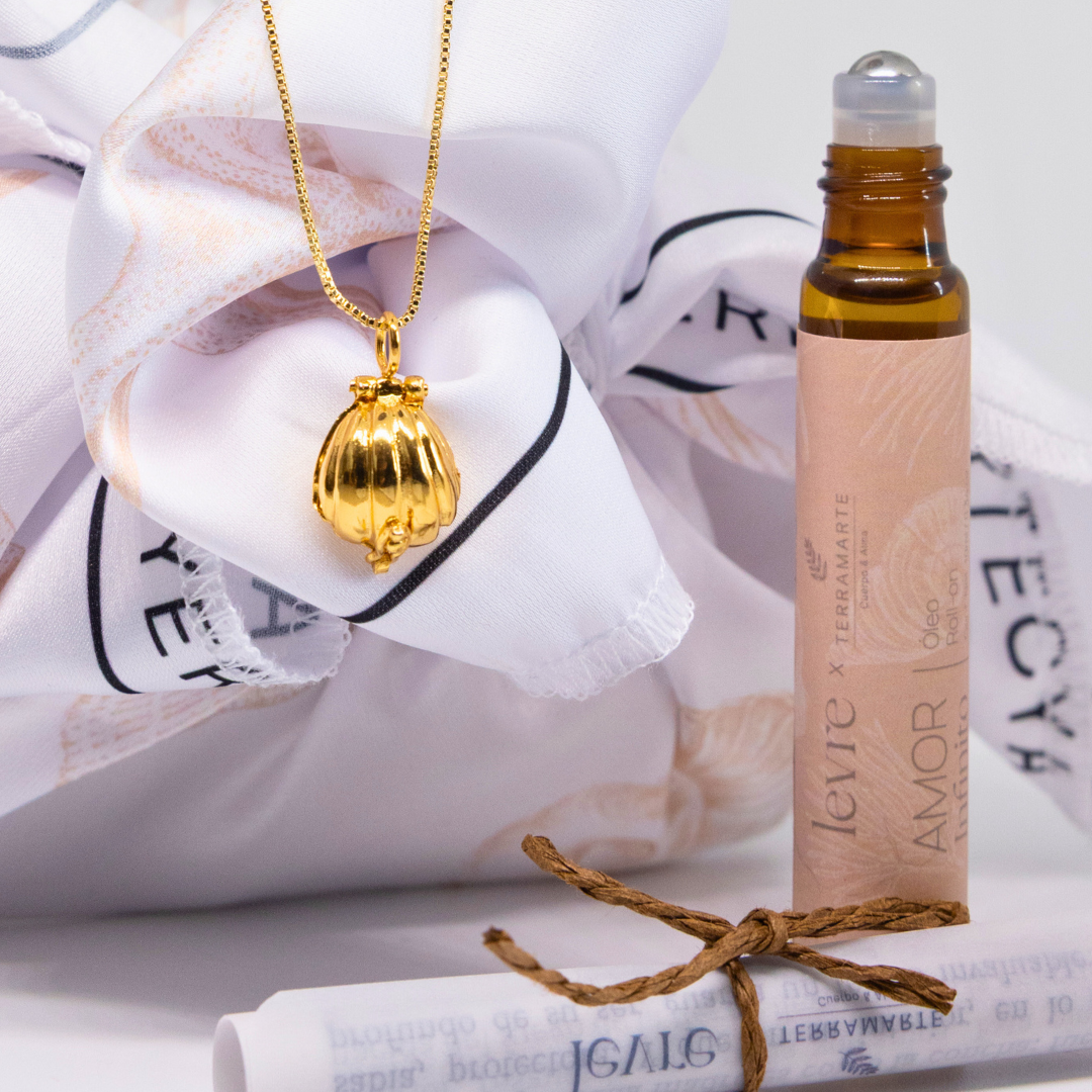 Kit Amor Infinito – Collar de Concha & Roll-On de Aceites Esenciales